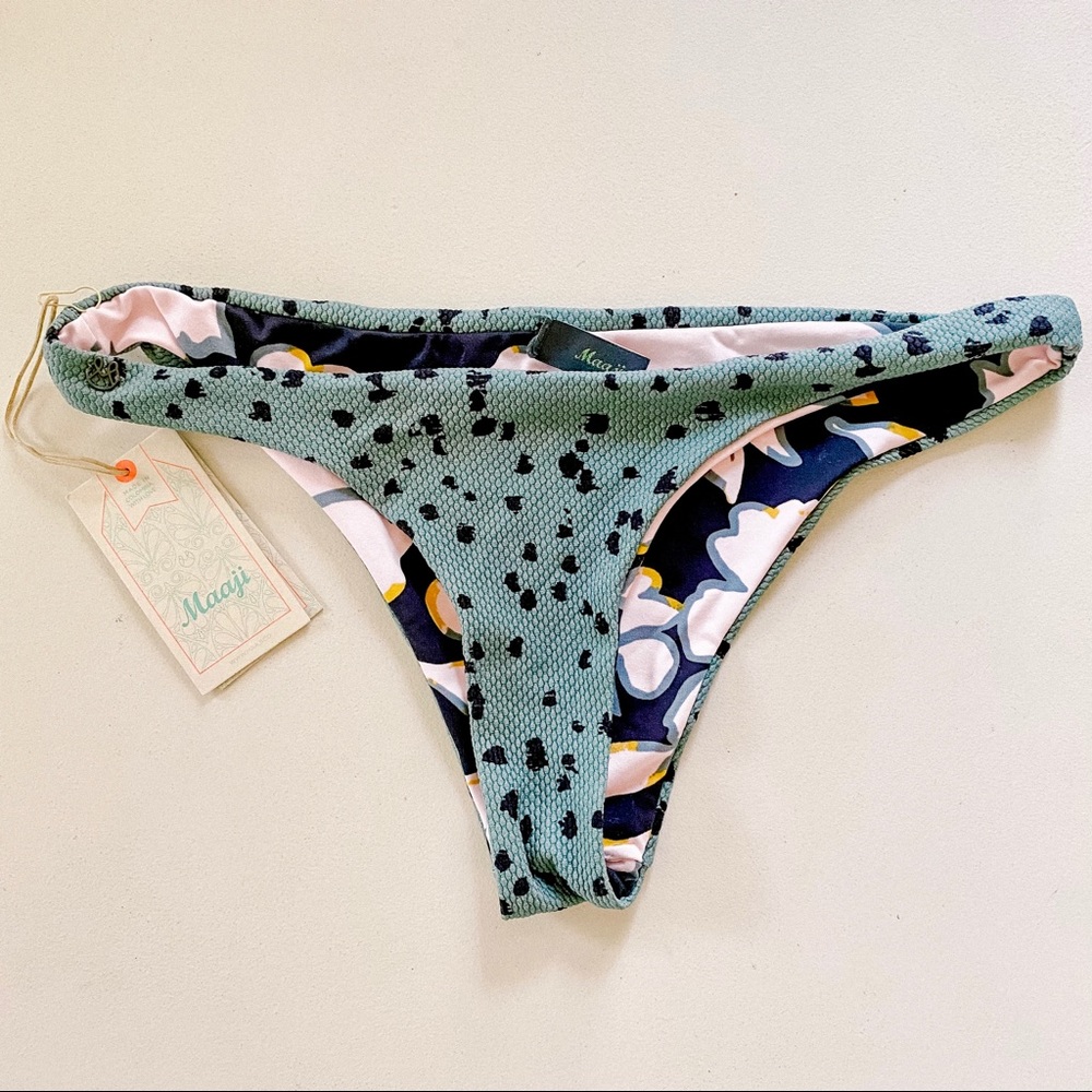 Maaji NWT reversible bikini bottom floral/dot med